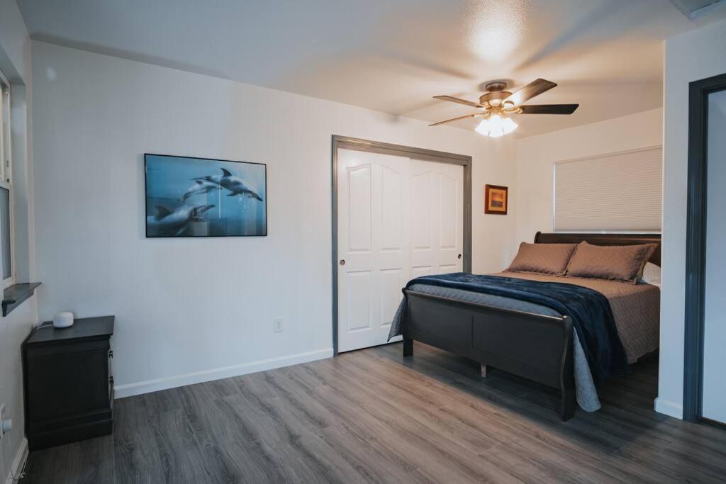 Holiday home Gorgeous Upstairs With Patio And Laundry *